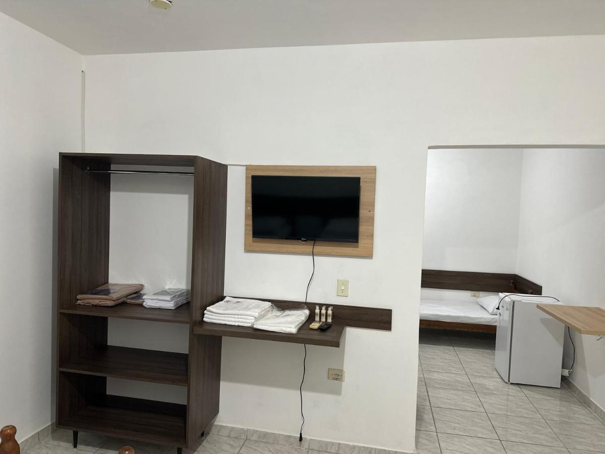 Casa Da Zeze Pousada & Hotel Itaboraí المظهر الخارجي الصورة