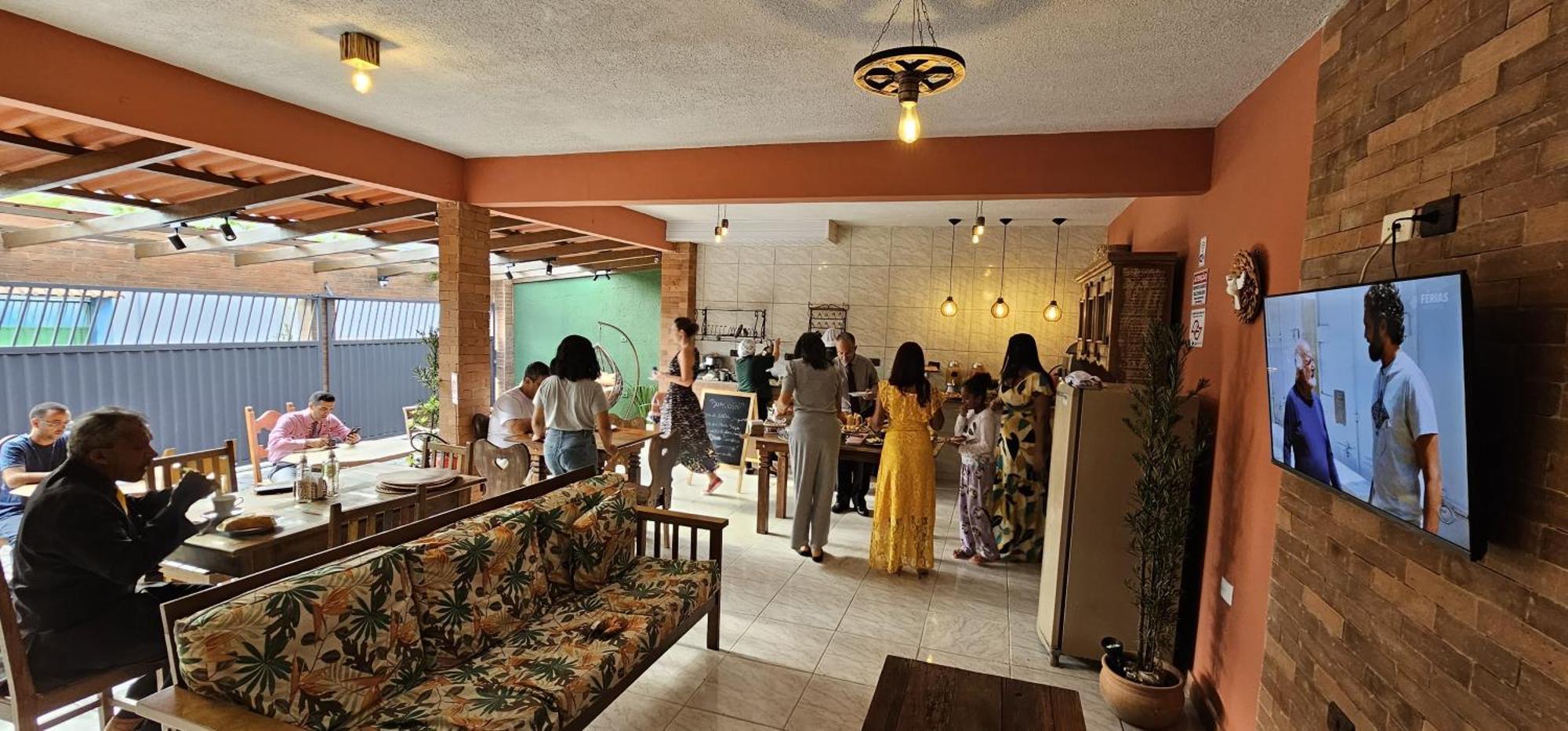 Casa Da Zeze Pousada & Hotel Itaboraí المظهر الخارجي الصورة